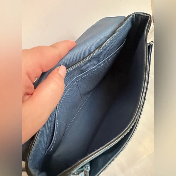 Louis Vuitton Blanche BB Monogram Empreinte Celeste Crossbody Bag - Picture 11 of 16